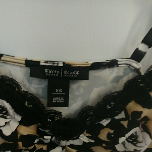 Floral cami - Picture 2 of 3